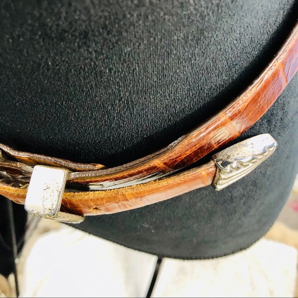 SOLD! VINTAGE Onyx by Brighton Horse Buckle Belt - Picture 6 of 8